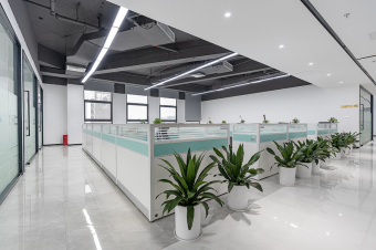 辦公室裝修中的“燈光設(shè)計”技巧：用光影打造